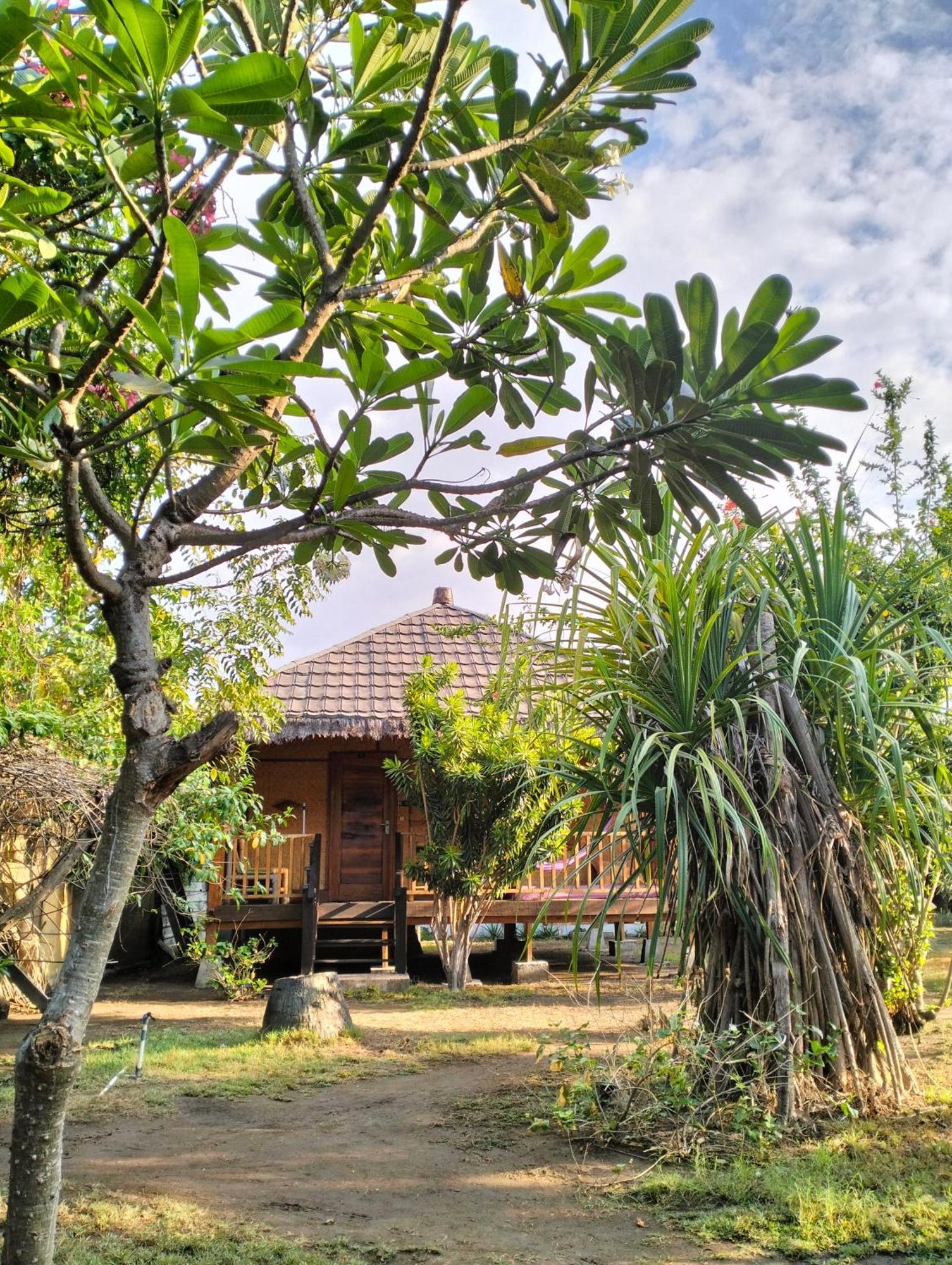 Tangga Bungalows Гили-Эйр Экстерьер фото