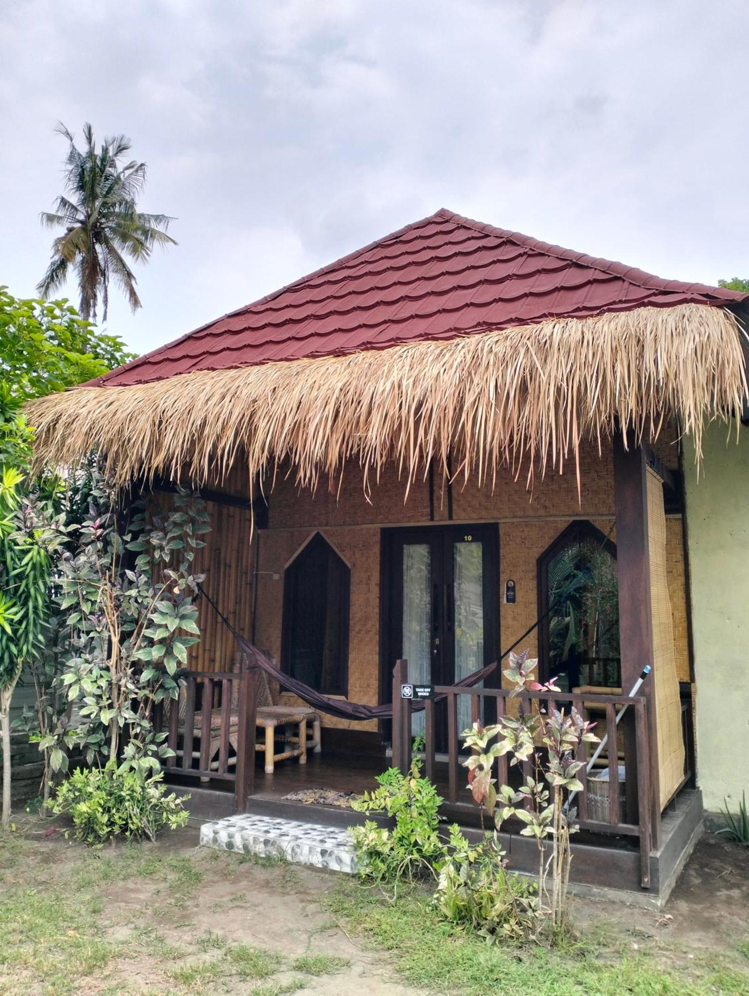 Tangga Bungalows Гили-Эйр Номер фото