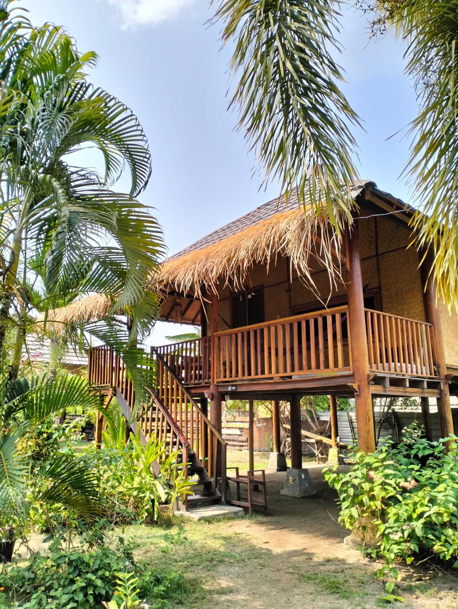 Tangga Bungalows Гили-Эйр Экстерьер фото