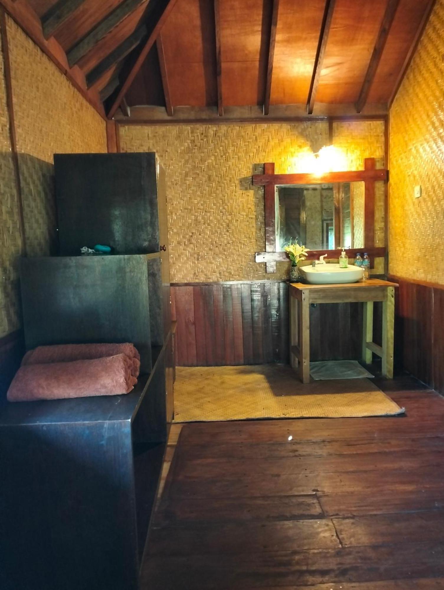 Tangga Bungalows Гили-Эйр Номер фото